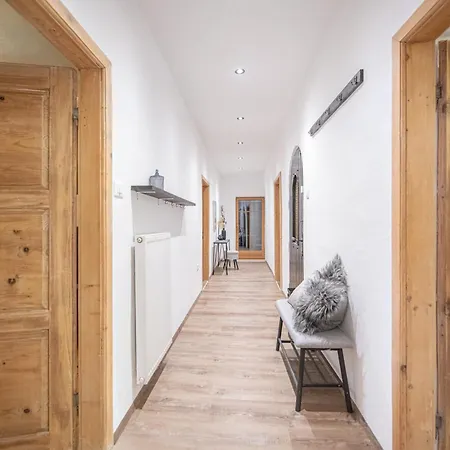 Goesslturm Apartment